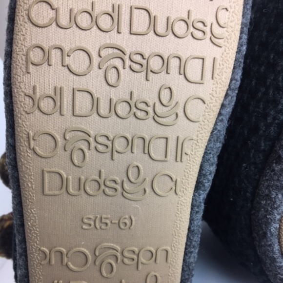 Cuddl Duds Fleece Lined Ankle Bootie Slippers - Picture 5 of 8